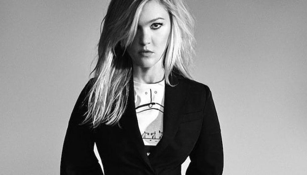 Julia Stiles