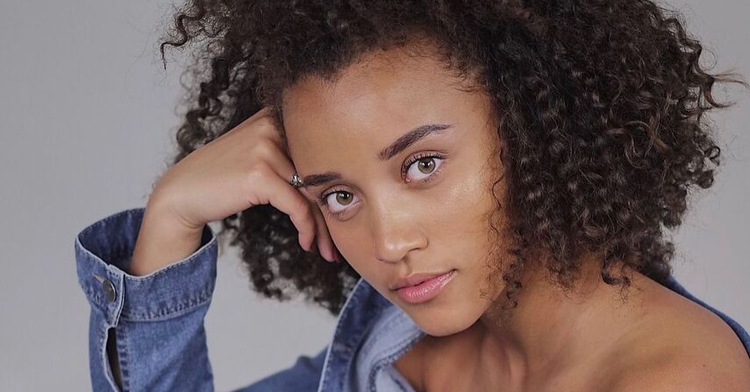 Elle Smith