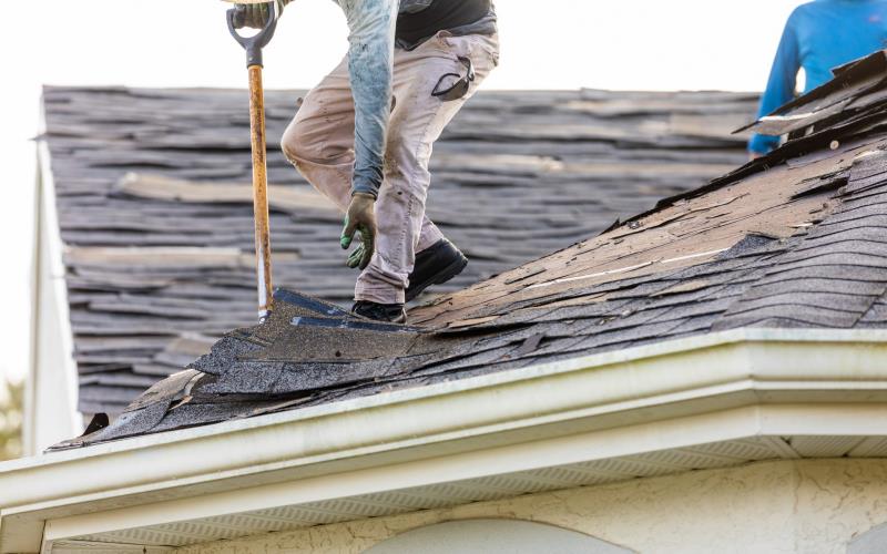Best Roofing Materials for Handling Bakersfield's Heat