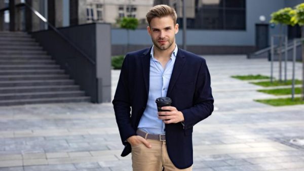 From Sharp to Casual How to Dress Up a Blazer Effortlessly
